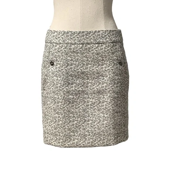 ANN TAYLOR LOFT Tapestry Short Skirt - Size 4P - Picture 1 of 12